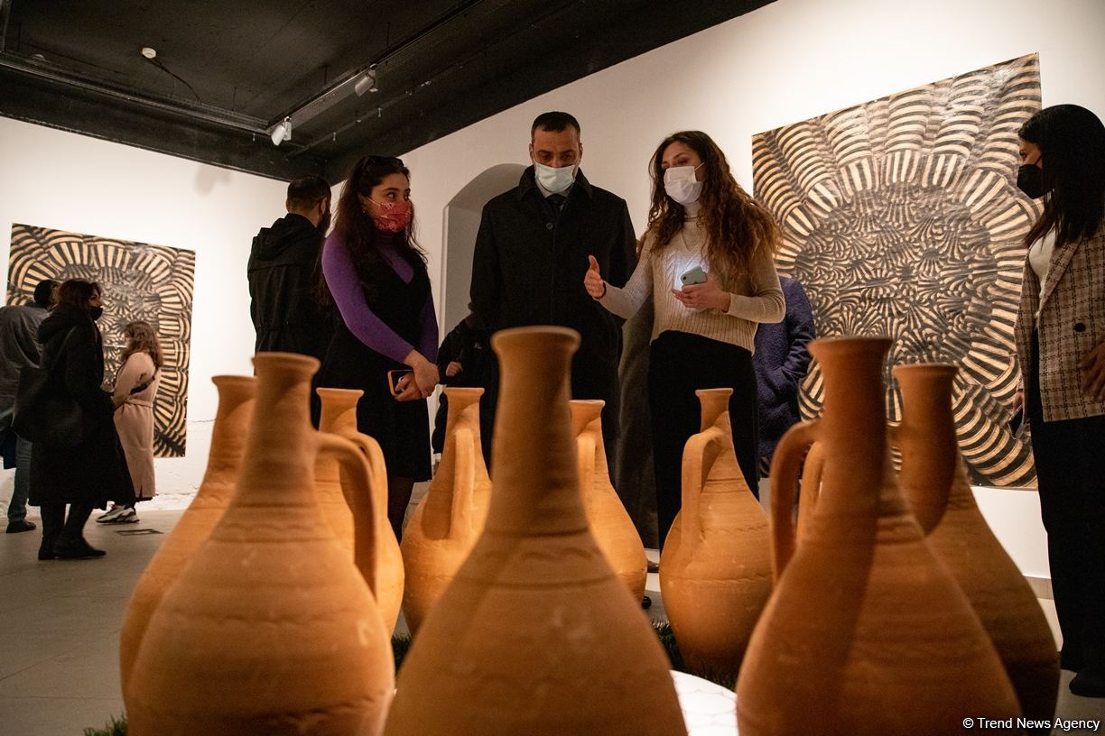 YARAT Müasir İncəsənət Məkanı ARTIM Layihə Məkanında gənc rəssamların  "Postponed" qrup sərgisini təqdim edir (FOTO)