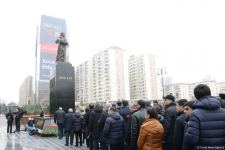 Azərbaycan ictimaiyyəti "Ana harayı" abidəsini ziyarət edir (FOTO/VİDEO)