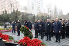 Azərbaycan ictimaiyyəti "Ana harayı" abidəsini ziyarət edir (FOTO/VİDEO)