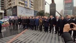 Azərbaycan ictimaiyyəti "Ana harayı" abidəsini ziyarət edir (FOTO/VİDEO)