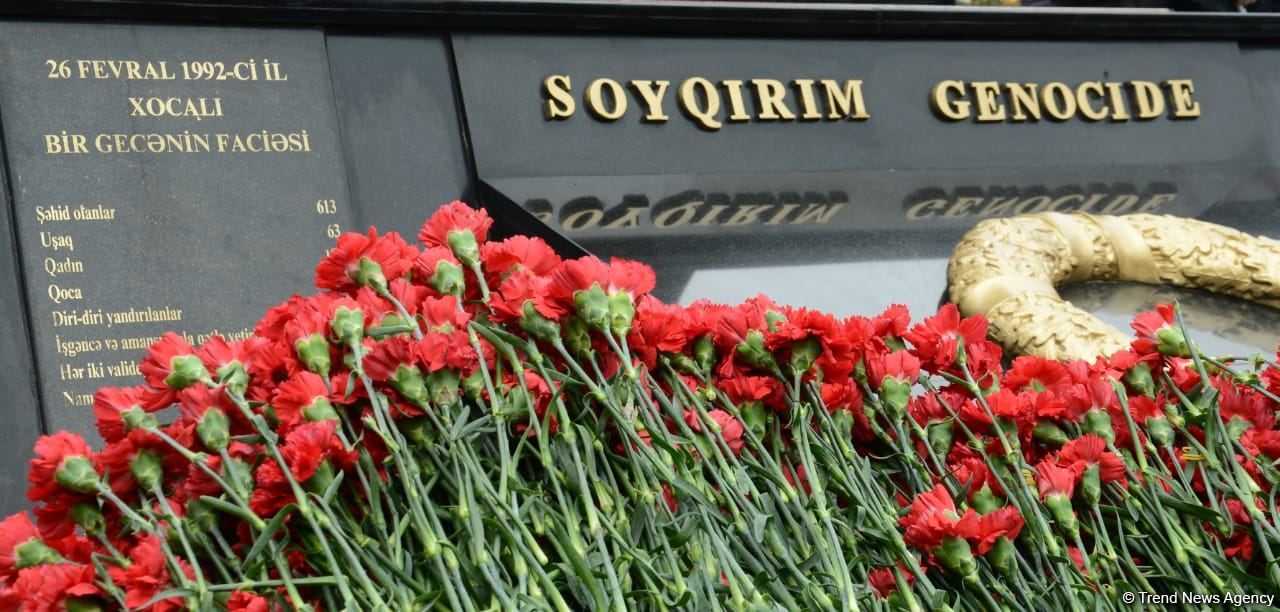 Azərbaycan ictimaiyyəti "Ana harayı" abidəsini ziyarət edir (FOTO/VİDEO)