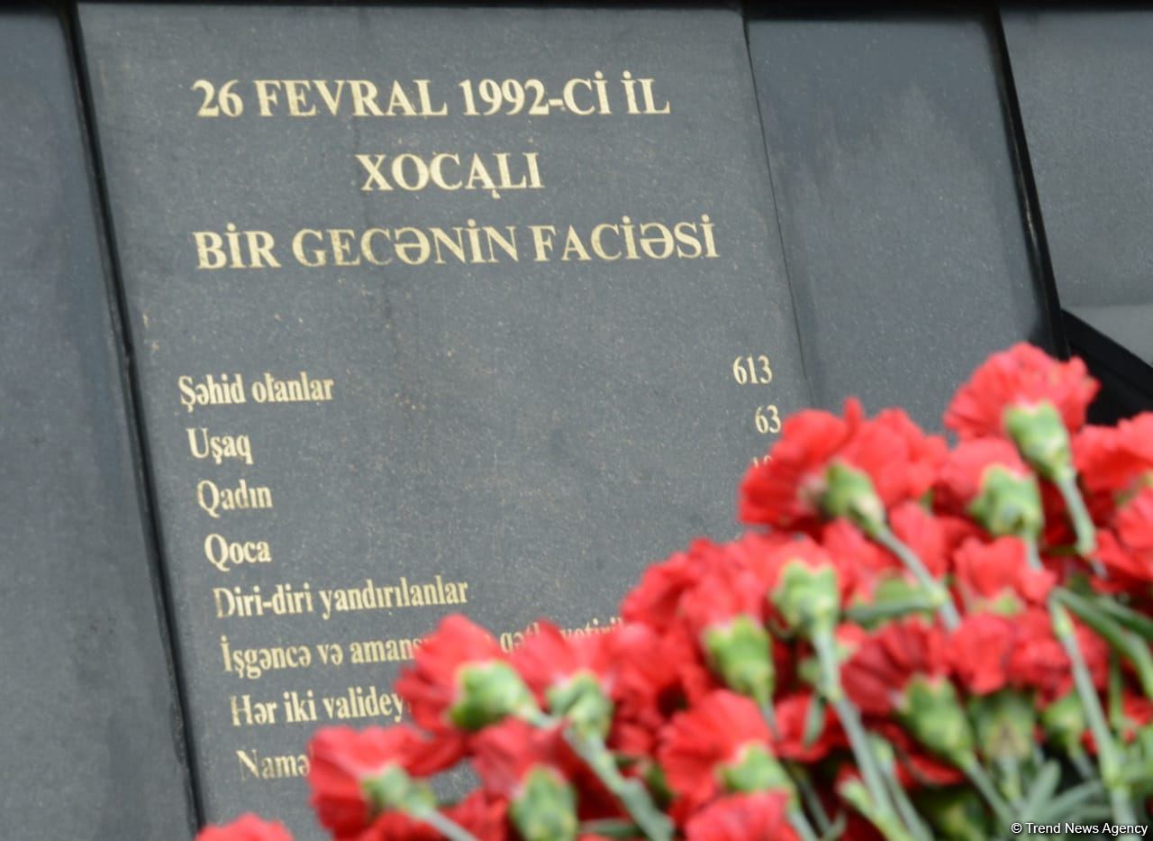 Azərbaycan ictimaiyyəti "Ana harayı" abidəsini ziyarət edir (FOTO/VİDEO)