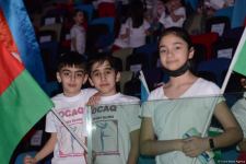 Bakıda akrobatika gimnastikası üzrə 12-ci Dünya Yaş Qrupları Yarışlarının birinci günündən gözəl anlar (FOTO)