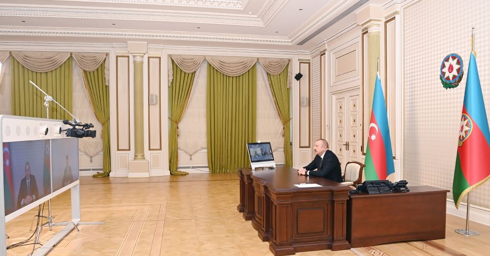 Prezident İlham Əliyev: Qazanc dalınca getmək o demək deyil ki, şəhərimizi eybəcər binalarla korlayaq