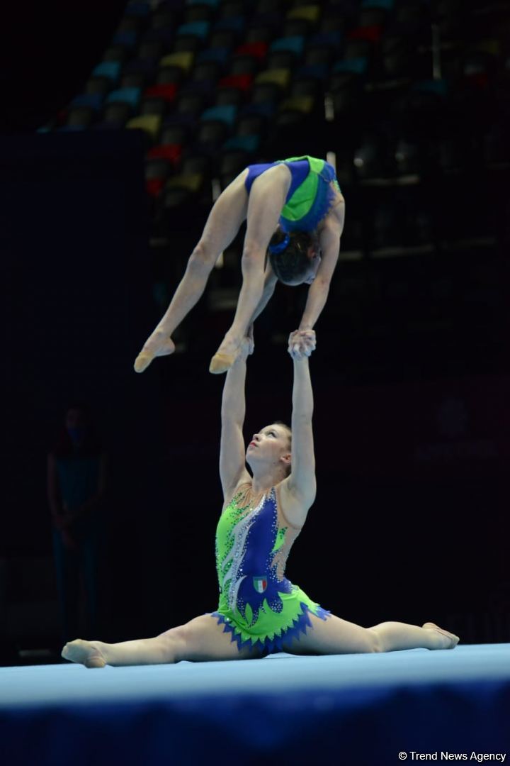 Bakıda akrobatika gimnastikası üzrə 12-ci Dünya Yaş Qrupları Yarışlarının birinci günündən gözəl anlar (FOTO)