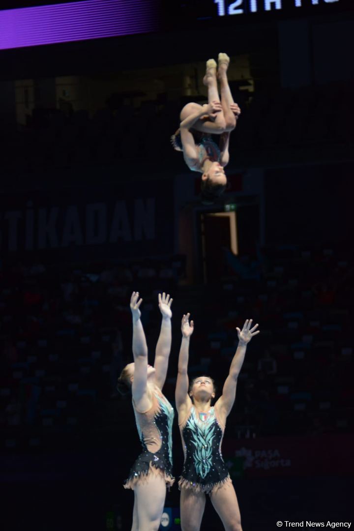 Bakıda akrobatika gimnastikası üzrə 12-ci Dünya Yaş Qrupları Yarışlarının birinci günündən gözəl anlar (FOTO)