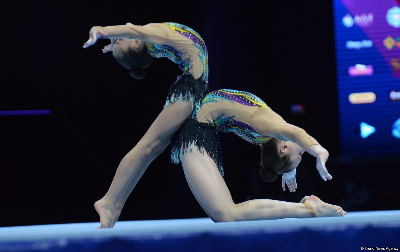 Bakıda akrobatika gimnastikası üzrə 12-ci Dünya Yaş Qrupları Yarışlarının birinci günündən gözəl anlar (FOTO)