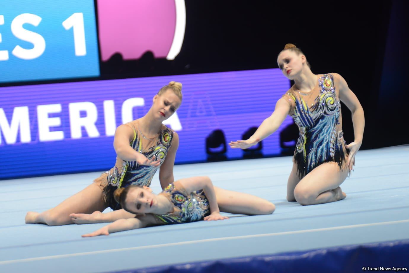 Bakıda akrobatika gimnastikası üzrə 12-ci Dünya Yaş Qrupları Yarışlarının birinci günündən gözəl anlar (FOTO)