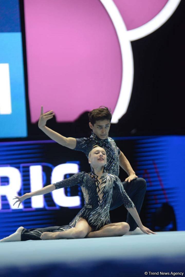 Bakıda Akrobatika Gimnastikası üzrə 12-ci Dünya Yaş Qrupları Yarışlarının birinci günü start götürüb (FOTO)