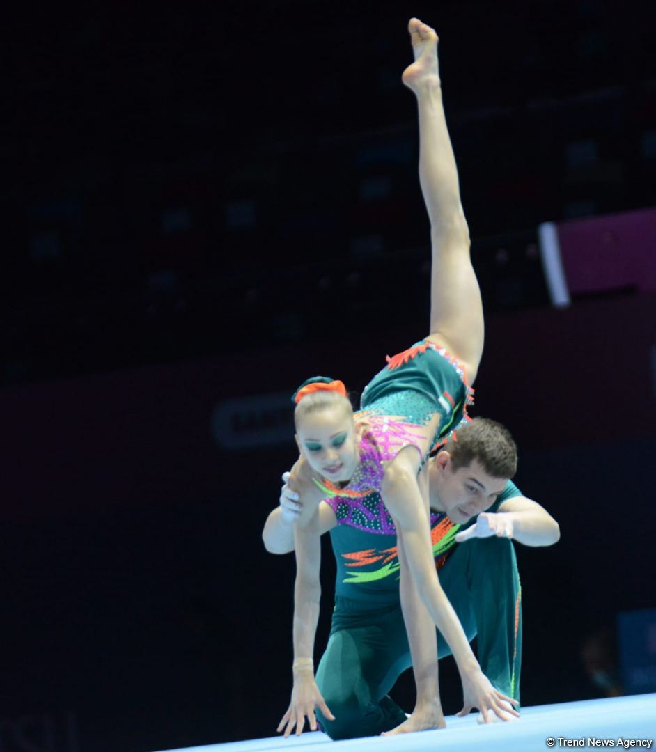 Bakıda Akrobatika Gimnastikası üzrə 12-ci Dünya Yaş Qrupları Yarışlarının birinci günü start götürüb (FOTO)
