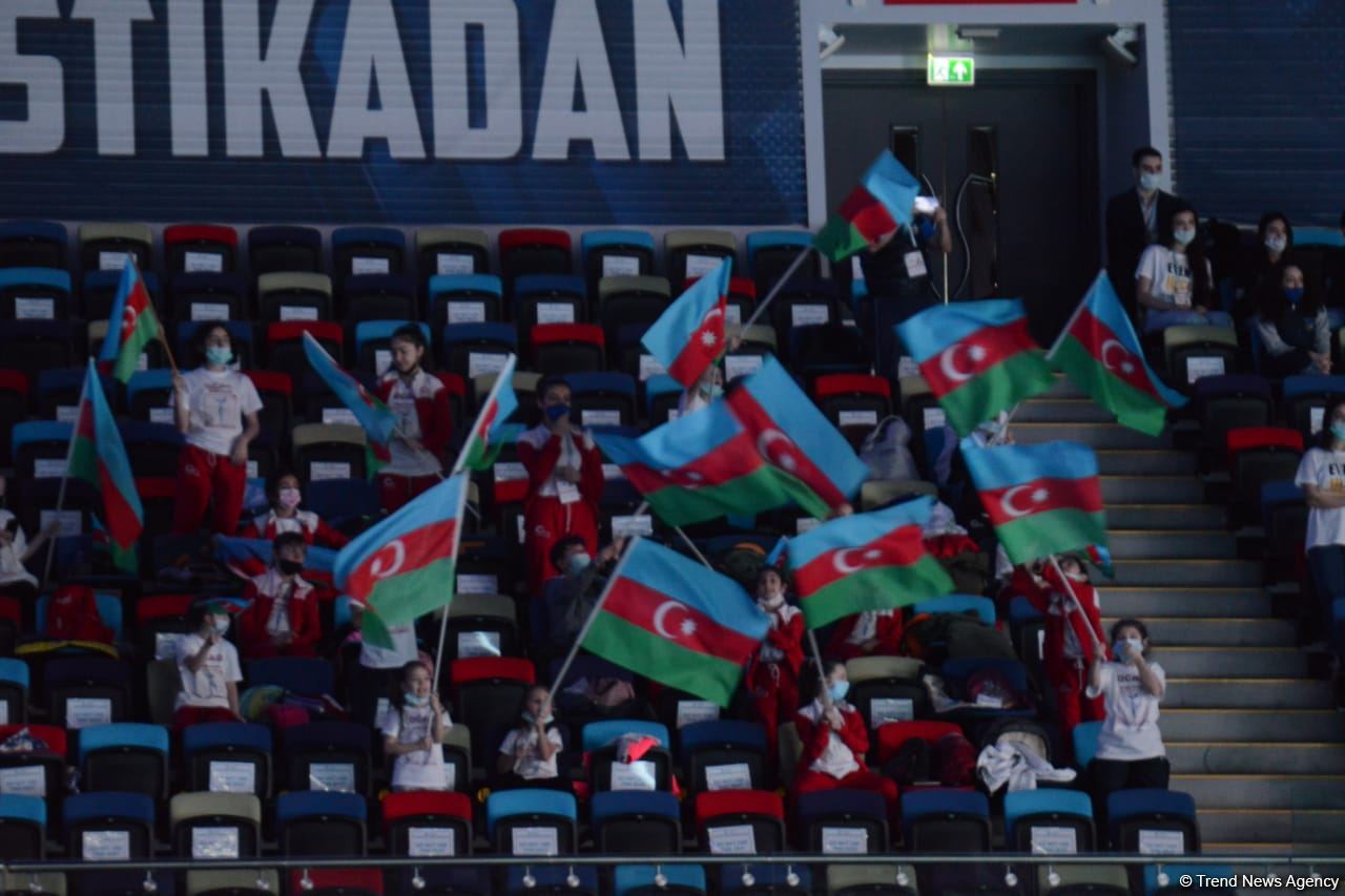 Azərbaycan gimnastları Milana Əliyeva və Nizam Xamidulin təsnifatda ikinci keçid yerində qərarlaşıb (FOTO)
