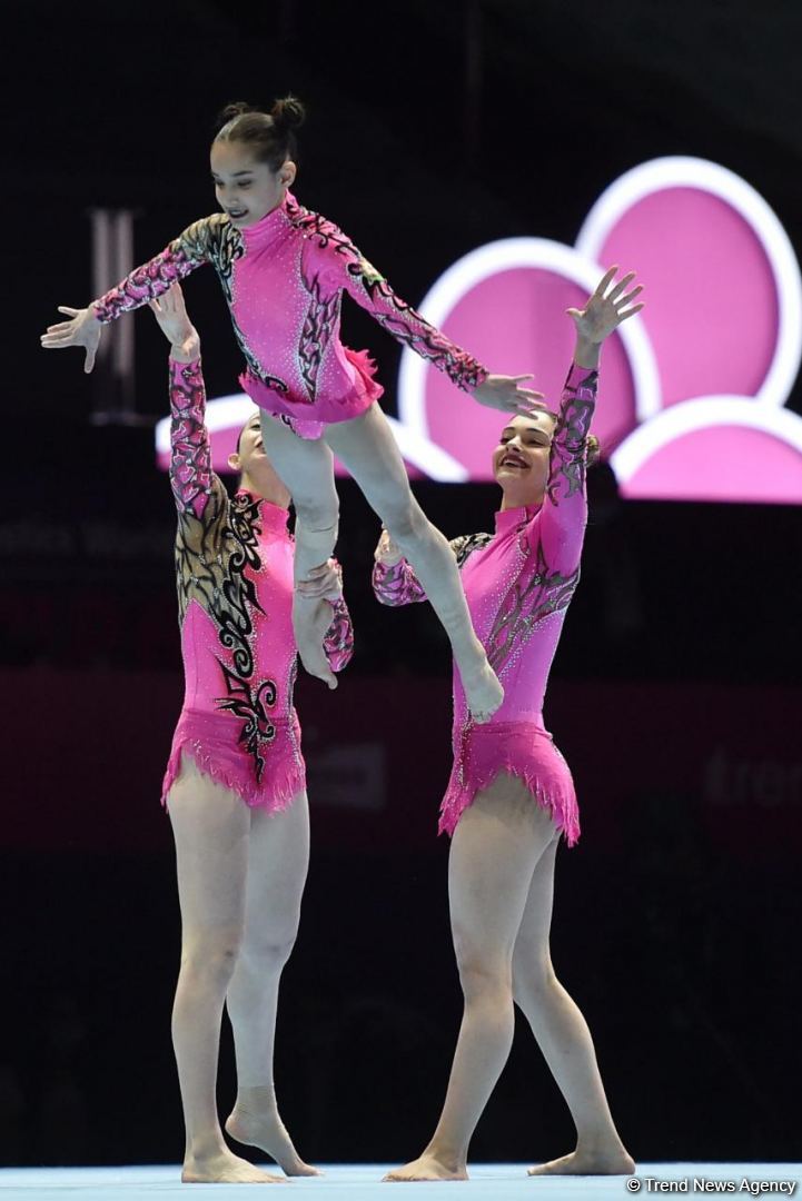 Qızıl medal məşqçimizə  ən gözəl hədiyyə oldu - Azərbaycan gimnastları (FOTO)