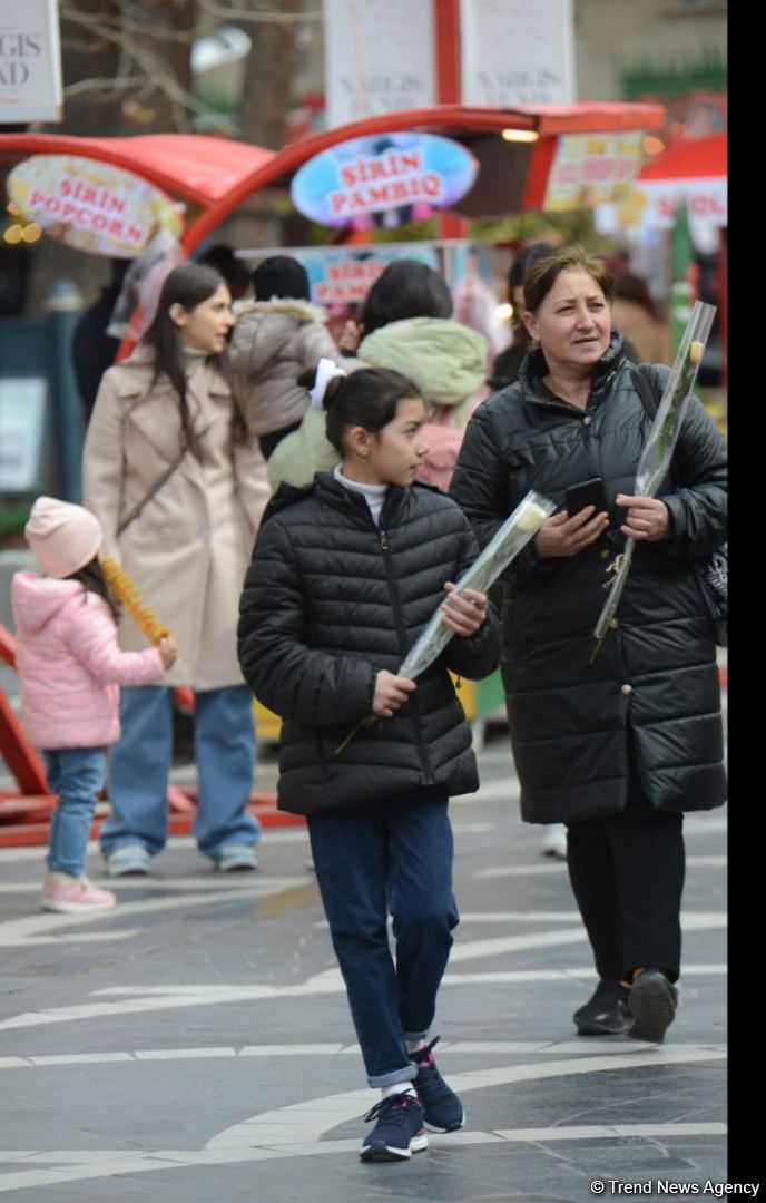 Bakının 8 Mart mənzərəsi - FOTOSESSİYA