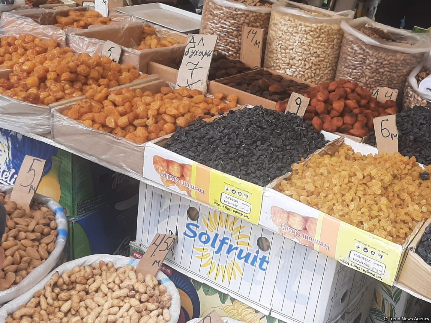 Bakıda Novruz çadırlarında qiymətlər necədir? (FOTO)