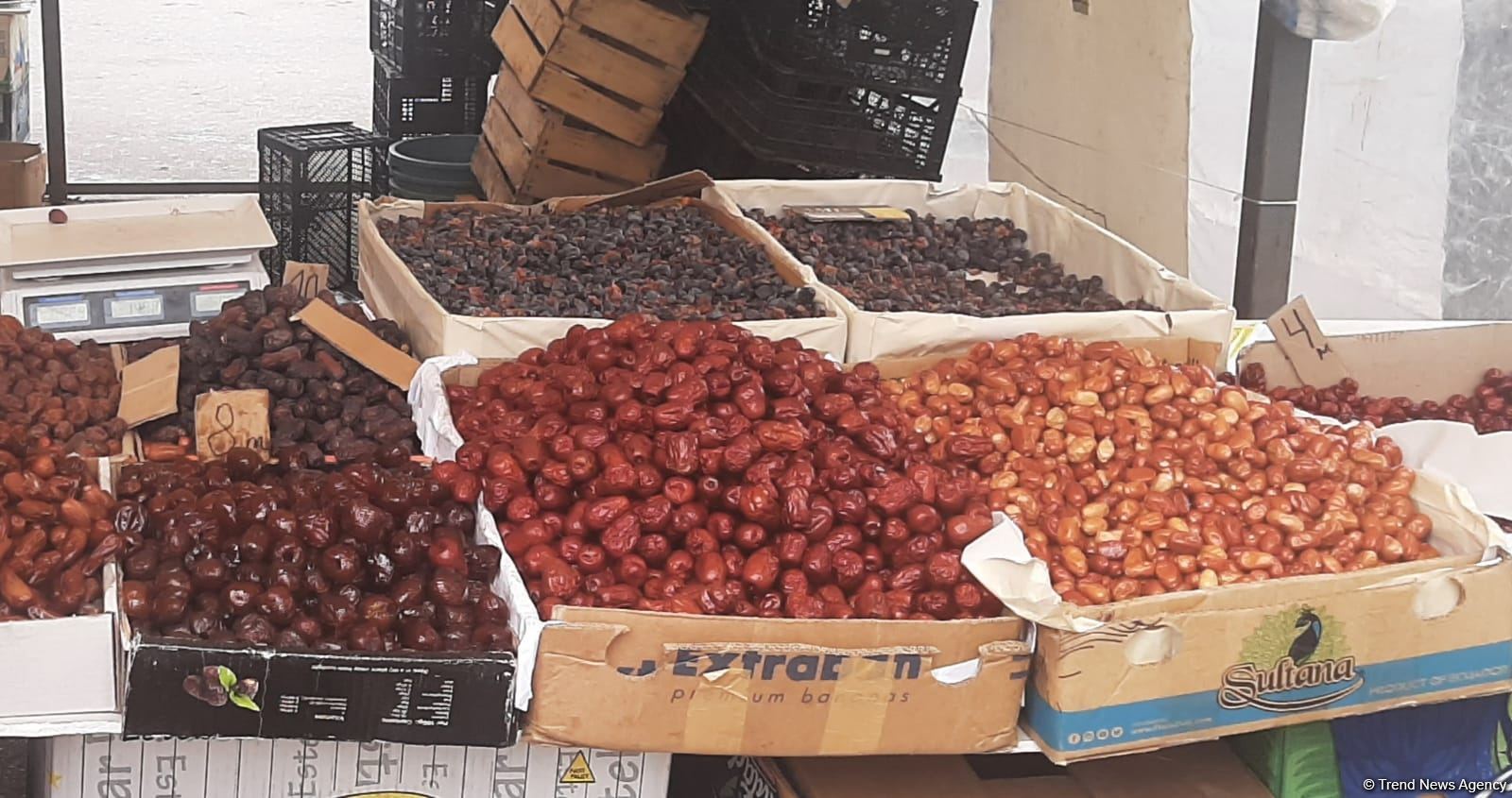 Bakıda Novruz çadırlarında qiymətlər necədir? (FOTO)