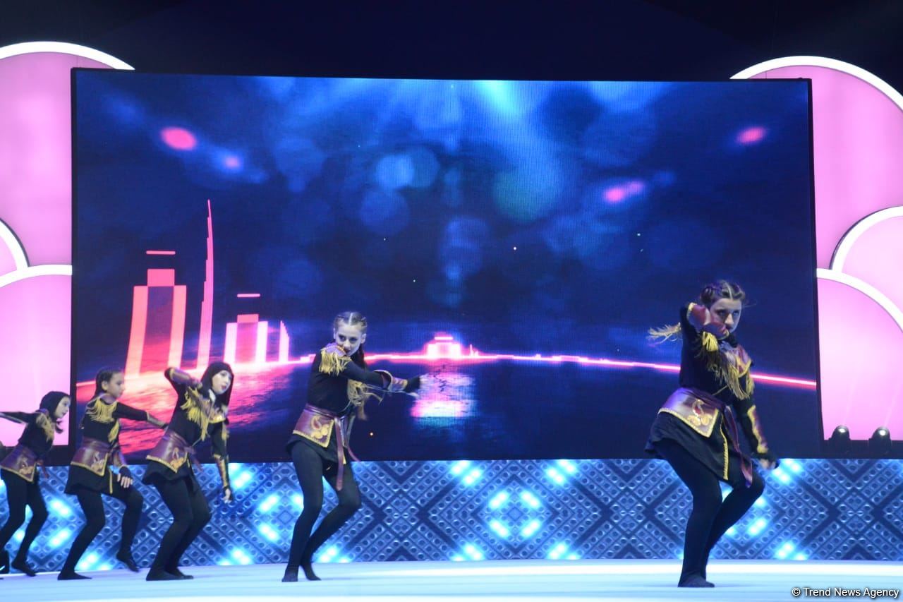Bakıda akrobatika gimnastikası üzrə Dünya çempionatının açılış mərasimi keçirilib (FOTO)