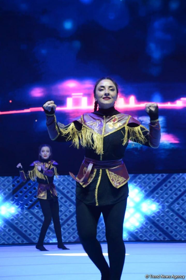 Bakıda akrobatika gimnastikası üzrə Dünya çempionatının açılış mərasimi keçirilib (FOTO)