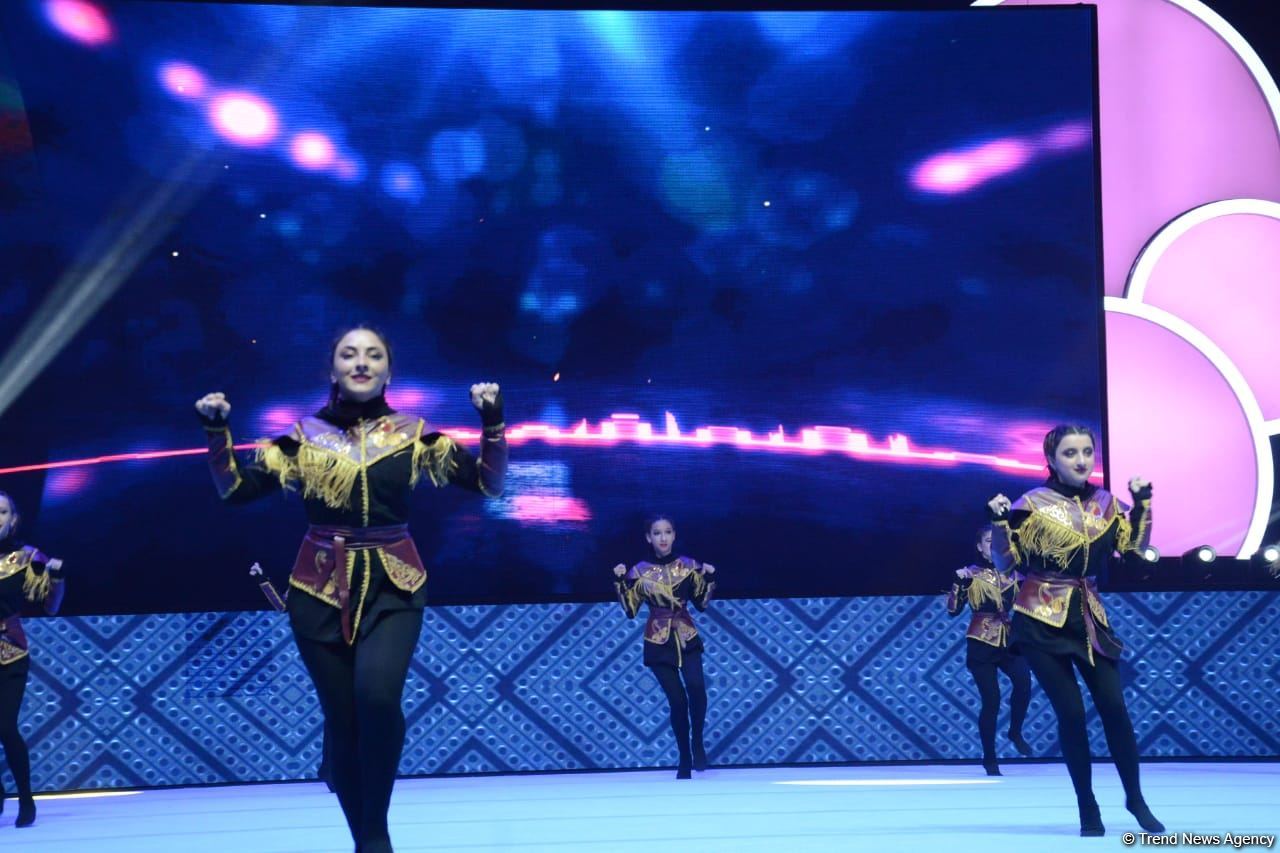 Bakıda akrobatika gimnastikası üzrə Dünya çempionatının açılış mərasimi keçirilib (FOTO)