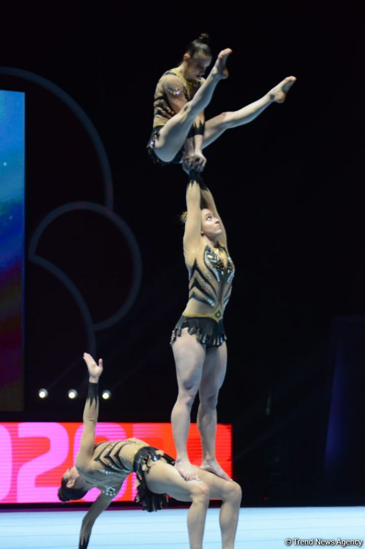 Bakıda akrobatika gimnastikası üzrə dünya çempionatının ikinci günü start götürüb (FOTO)
