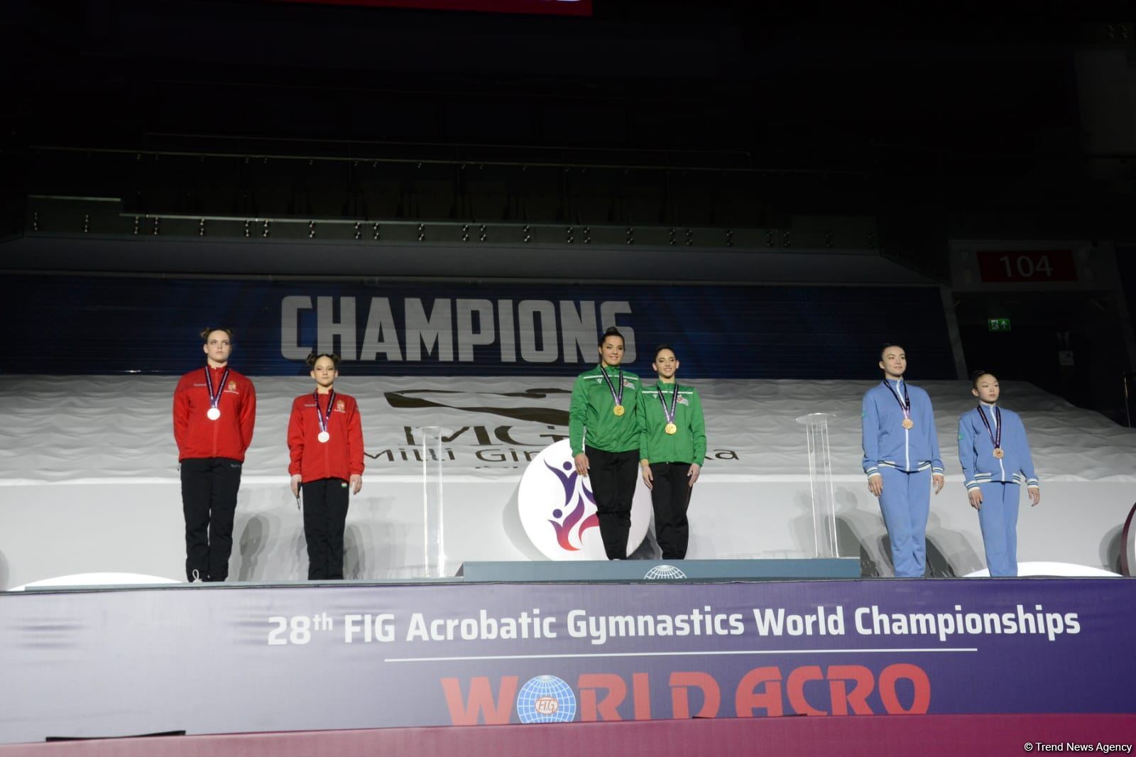 Akrobatika gimnastikası üzrə Dünya çempionatında qaliblərin mükafatlandırılma mərasimi keçirilib (FOTO)