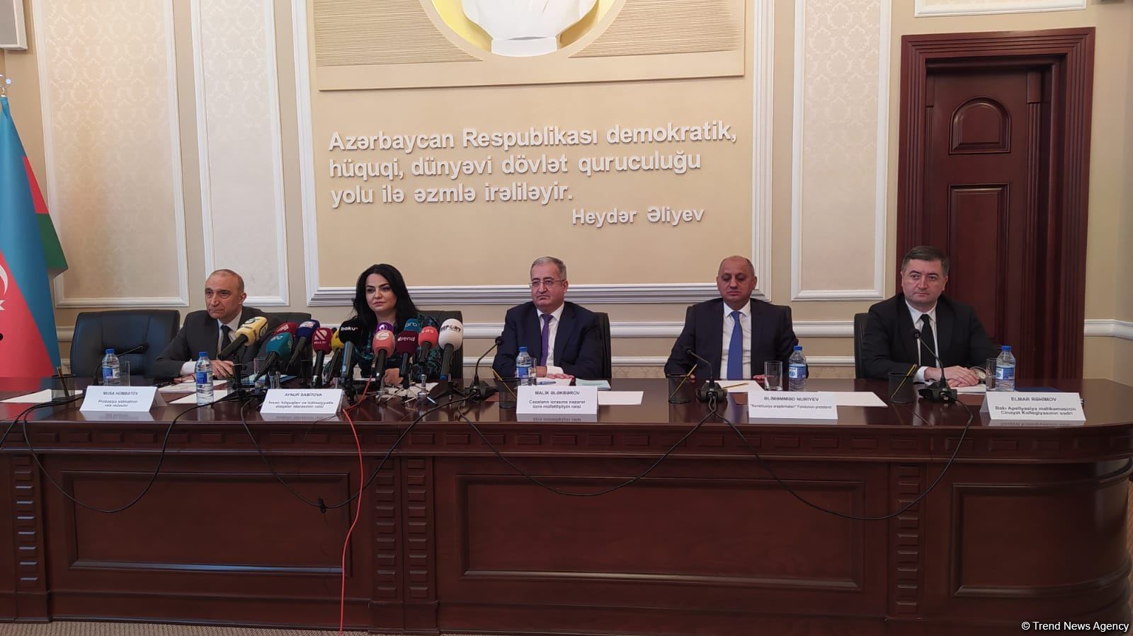 Ədliyyə Nazirliyində mətbuat konfransı keçirilib (FOTO/VİDEO)