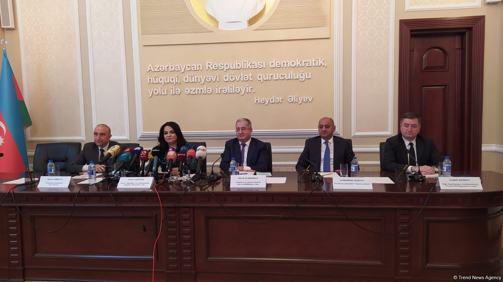 Ədliyyə Nazirliyində mətbuat konfransı keçirilib (FOTO/VİDEO)