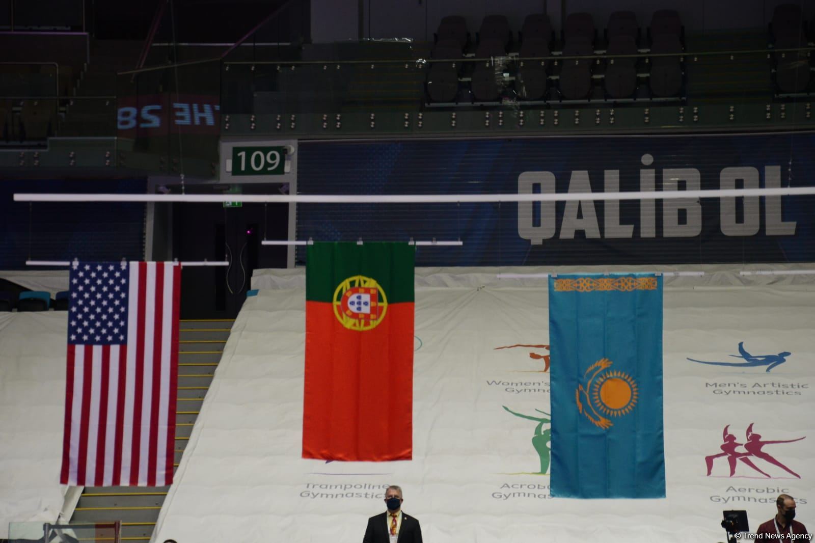 Akrobatika gimnastikası üzrə dünya çempionatında qaliblərin mükafatlandırılma mərasimi keçirilib (FOTO)
