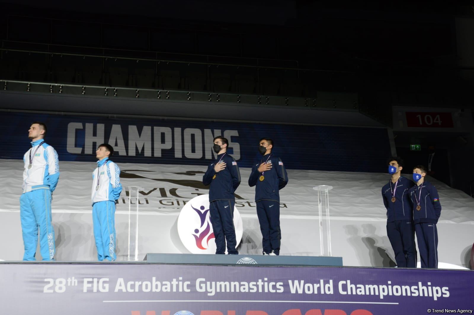 Akrobatika gimnastikası üzrə dünya çempionatında qaliblərin mükafatlandırılma mərasimi keçirilib (FOTO)