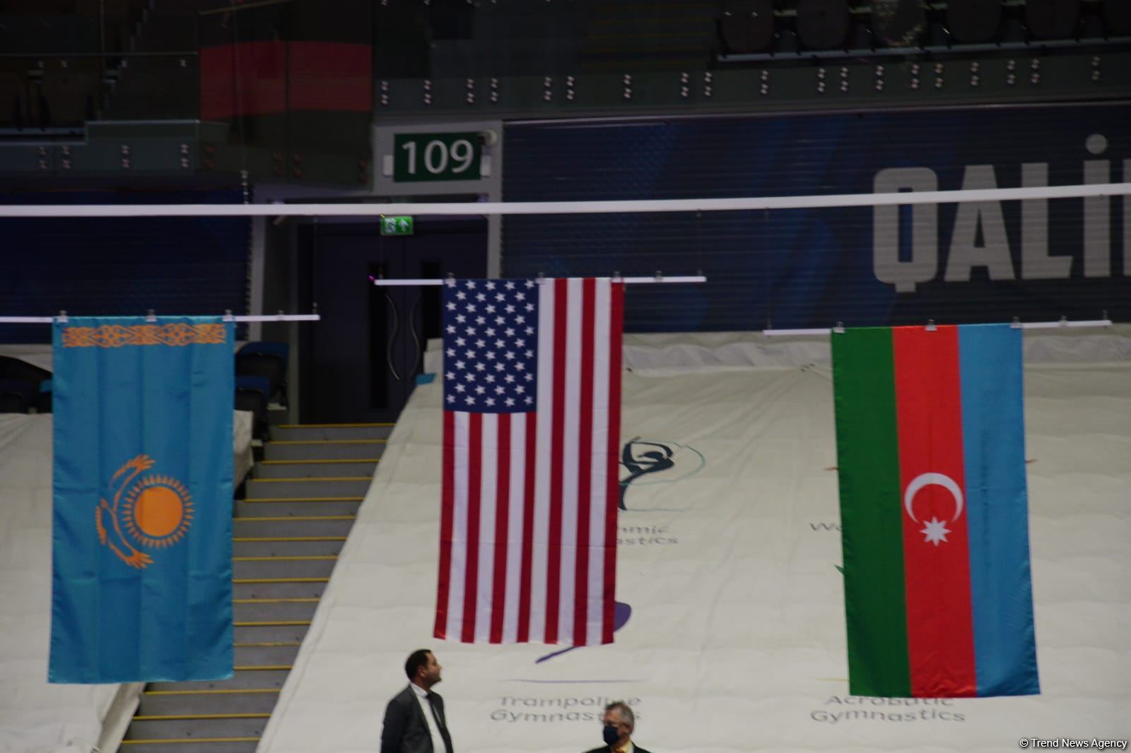 Akrobatika gimnastikası üzrə dünya çempionatında qaliblərin mükafatlandırılma mərasimi keçirilib (FOTO)