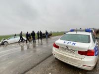 Ağdamda iki avtomobil toqquşub, iki nəfər yaralanıb (FOTO)