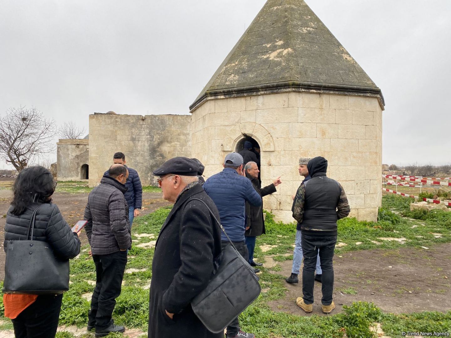 Xarici jurnalistlər Ağdam şəhərinə səfər edib (FOTO)