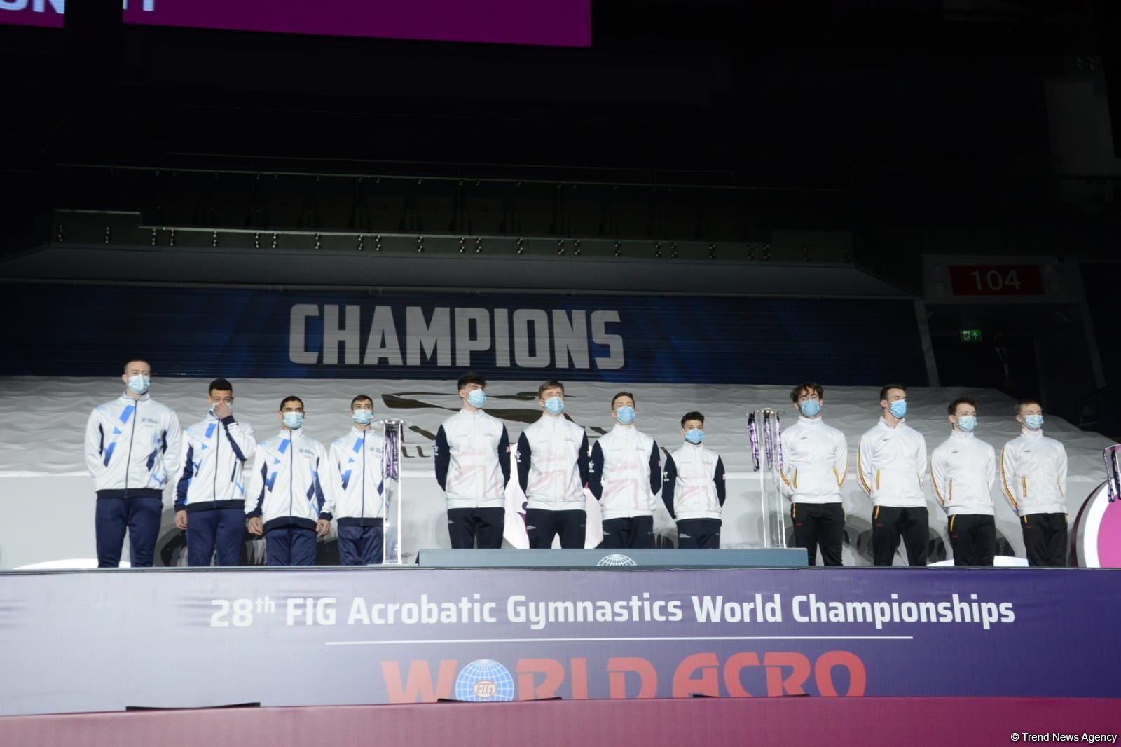Akrobatika gimnastikası üzrə qarışıq cütlüklər, qadınlar və kişilər qrupları arasında mükafatlandırma mərasimi keçirilib (FOTO)