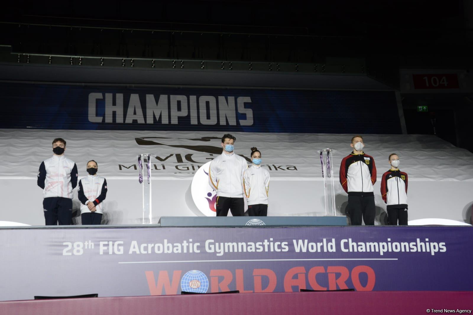 Akrobatika gimnastikası üzrə qarışıq cütlüklər, qadınlar və kişilər qrupları arasında mükafatlandırma mərasimi keçirilib (FOTO)