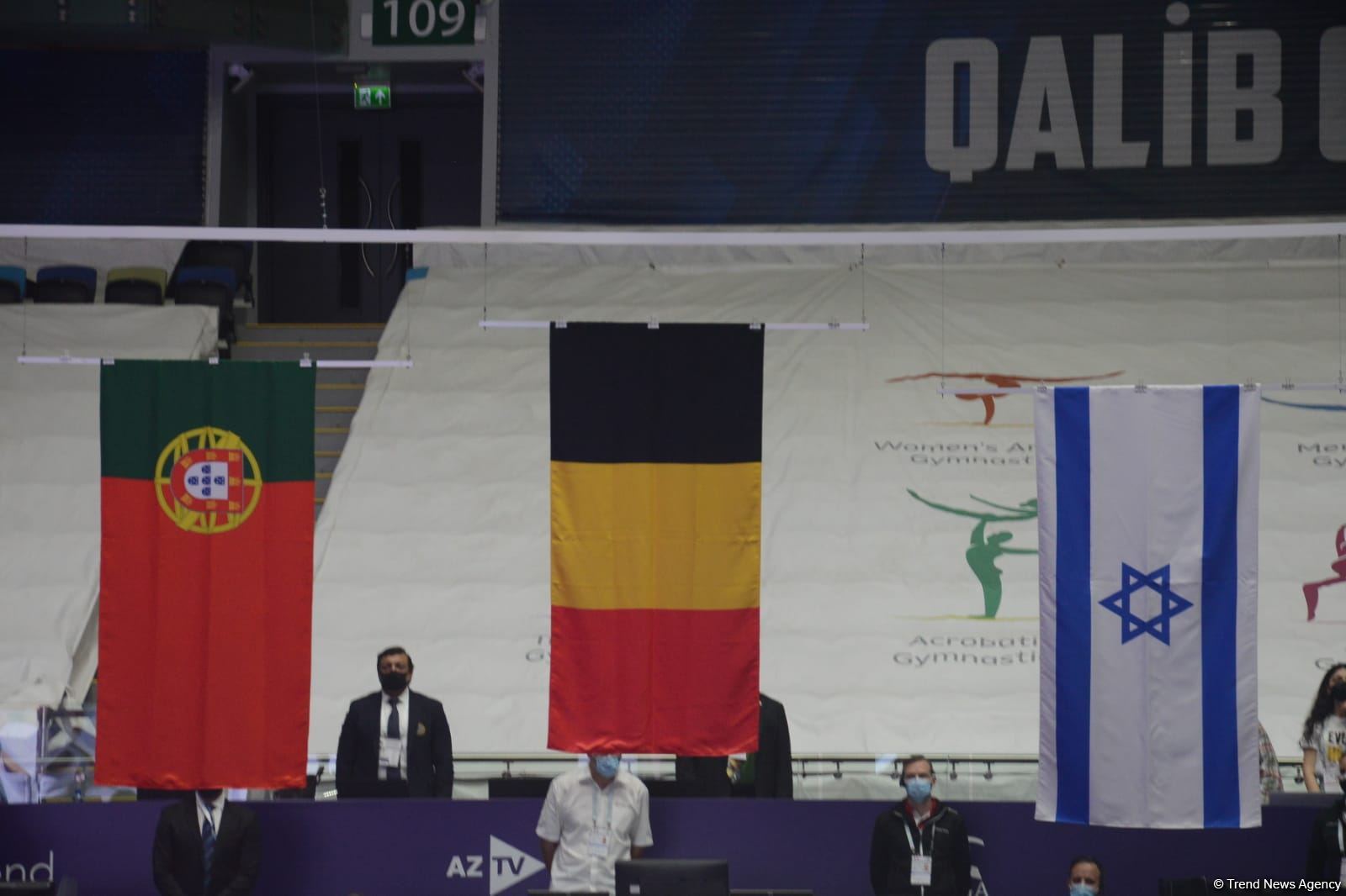 Akrobatika gimnastikası üzrə qarışıq cütlüklər, qadınlar və kişilər qrupları arasında mükafatlandırma mərasimi keçirilib (FOTO)