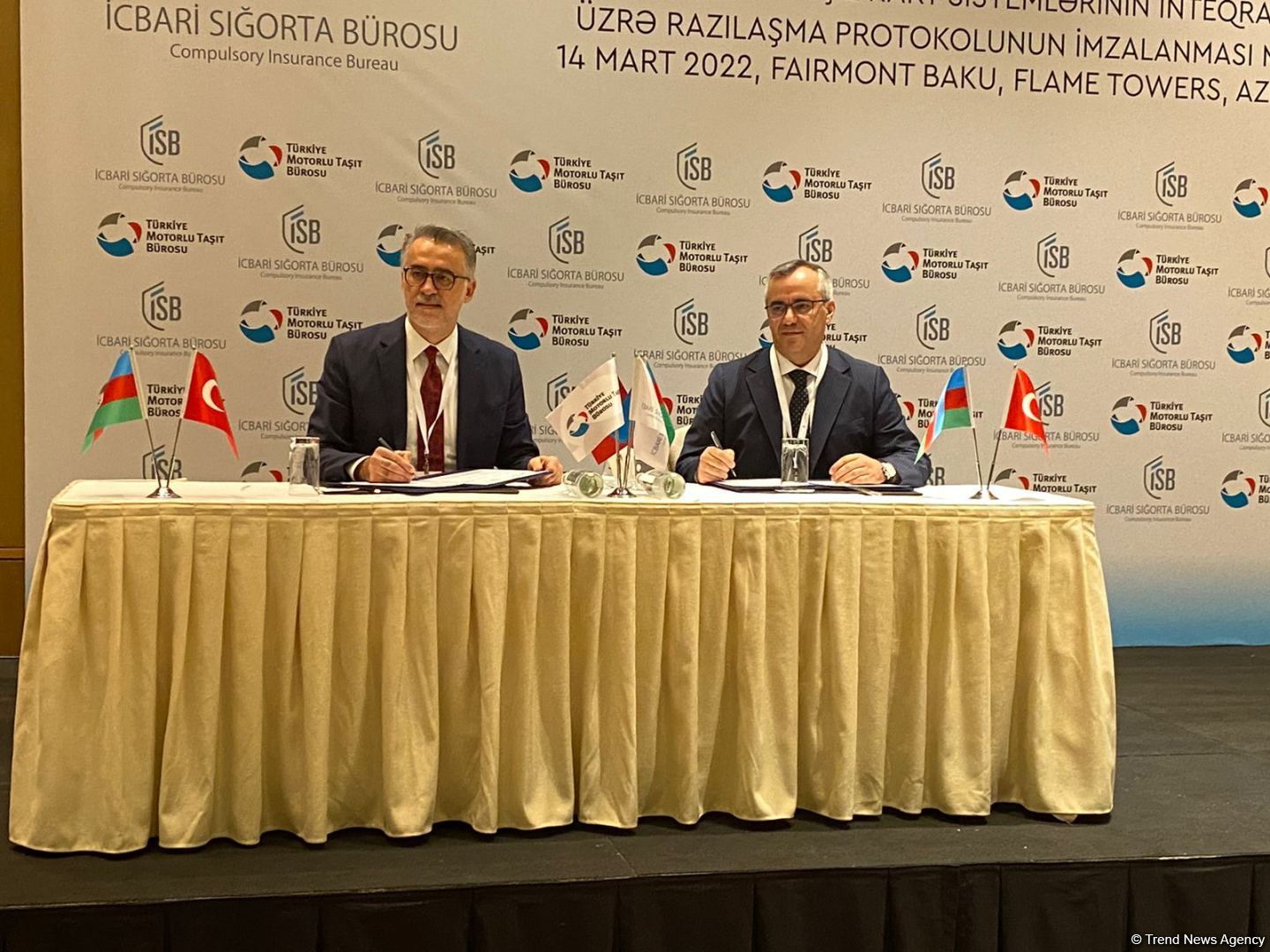 Azərbaycan və Türkiyə "Yaşıl Kart" sisteminin inteqrasiyası barədə protokol imzalayıb (FOTO)