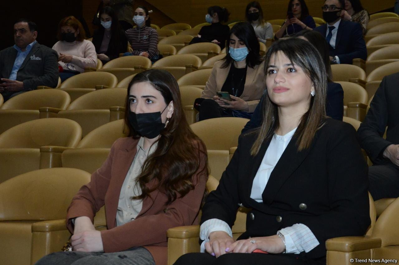 Anar Kərimov Şuşa ilə bağlı mədəniyyət layihələrindən danışıb (FOTO)