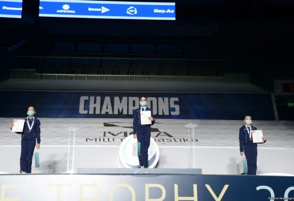 Bədii gimnastika üzrə 27-ci Azərbaycan çempionatında mükafatlandırma mərasimi keçirilib (FOTO)