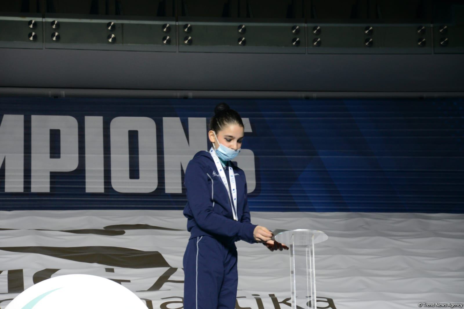Bədii gimnastika üzrə 27-ci Azərbaycan çempionatında mükafatlandırma mərasimi keçirilib (FOTO)
