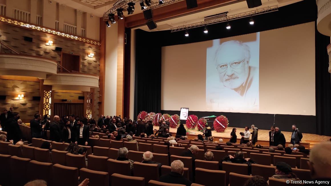 Rüstəm İbrahimbəyovla vida mərasimi keçirilib (FOTO/VİDEO)