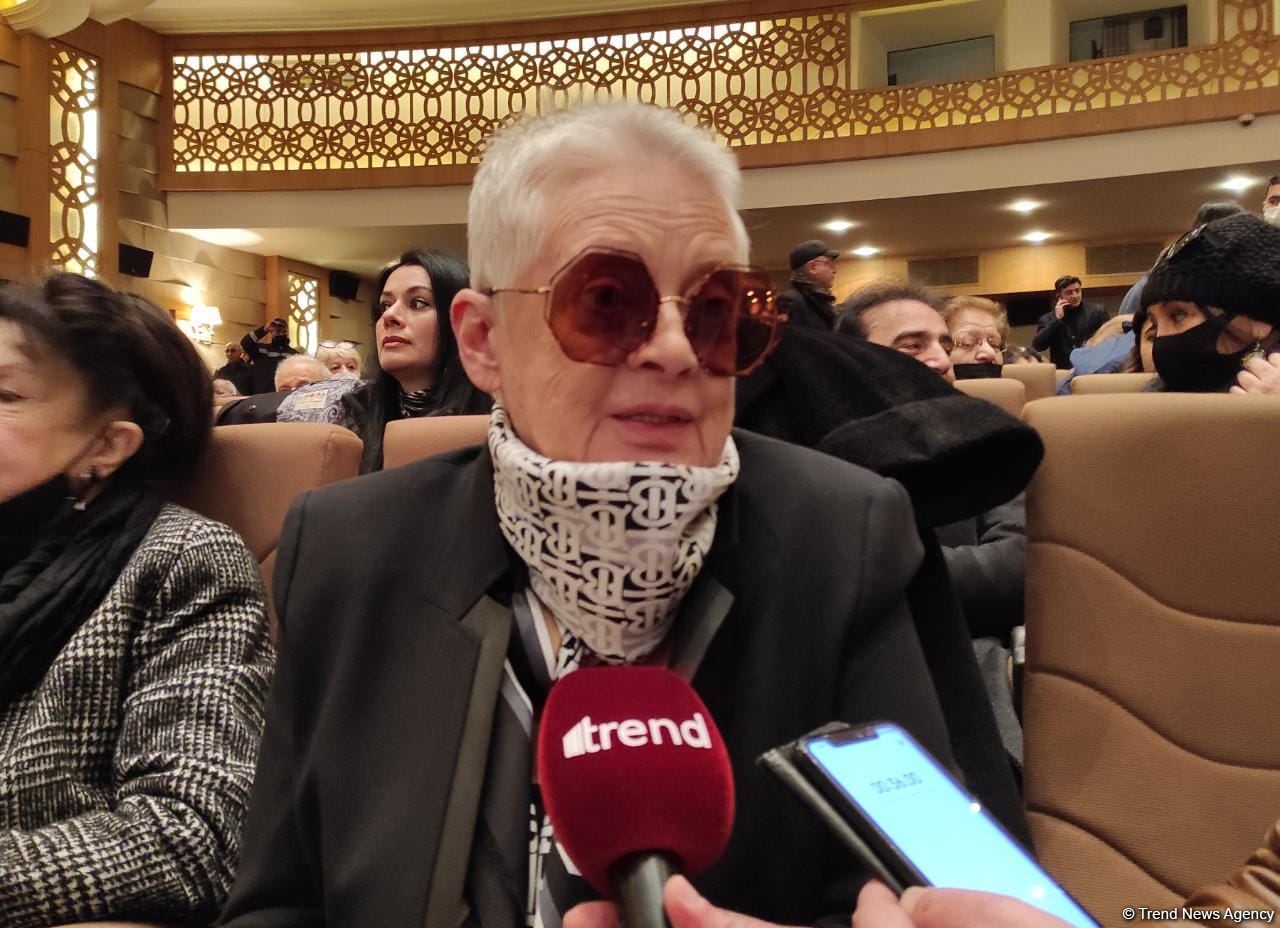 Rüstəm İbrahimbəyovla vida mərasimi keçirilib (FOTO/VİDEO)