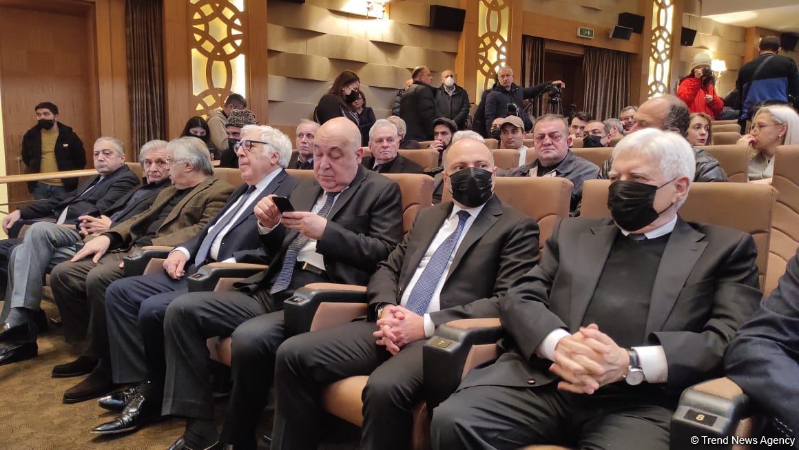 Rüstəm İbrahimbəyovla vida mərasimi keçirilib (FOTO/VİDEO)