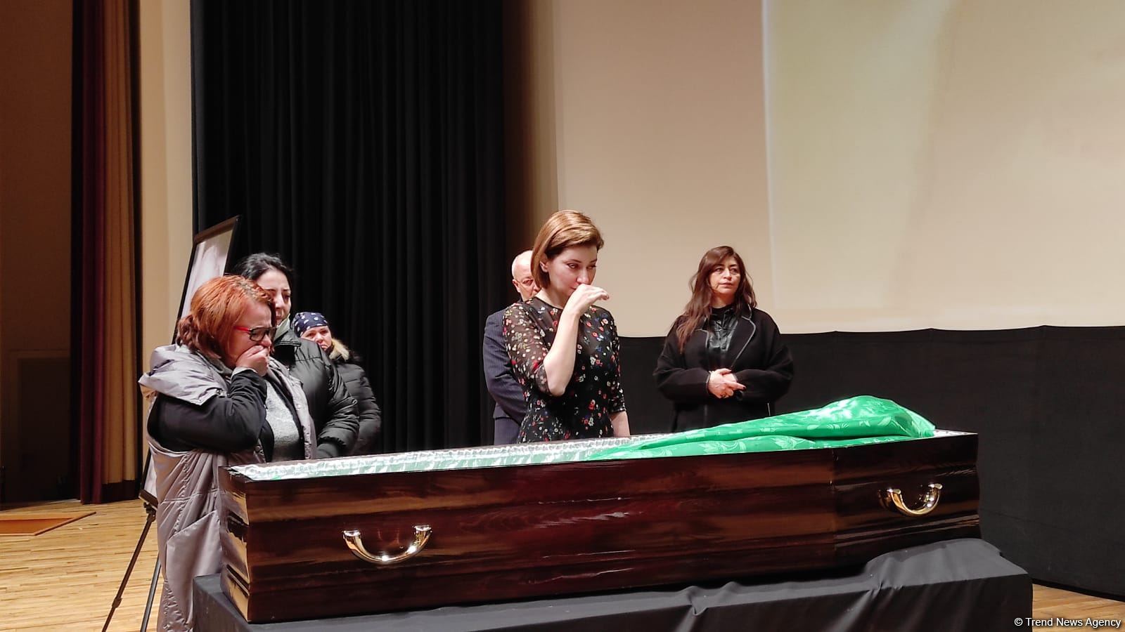 Rüstəm İbrahimbəyovla vida mərasimi keçirilib (FOTO/VİDEO)