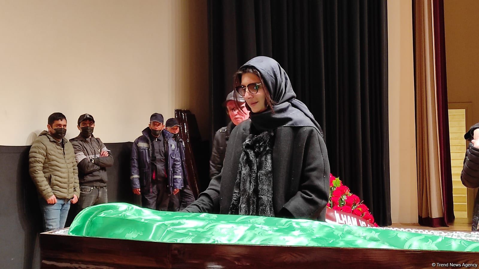 Rüstəm İbrahimbəyovla vida mərasimi keçirilib (FOTO/VİDEO)