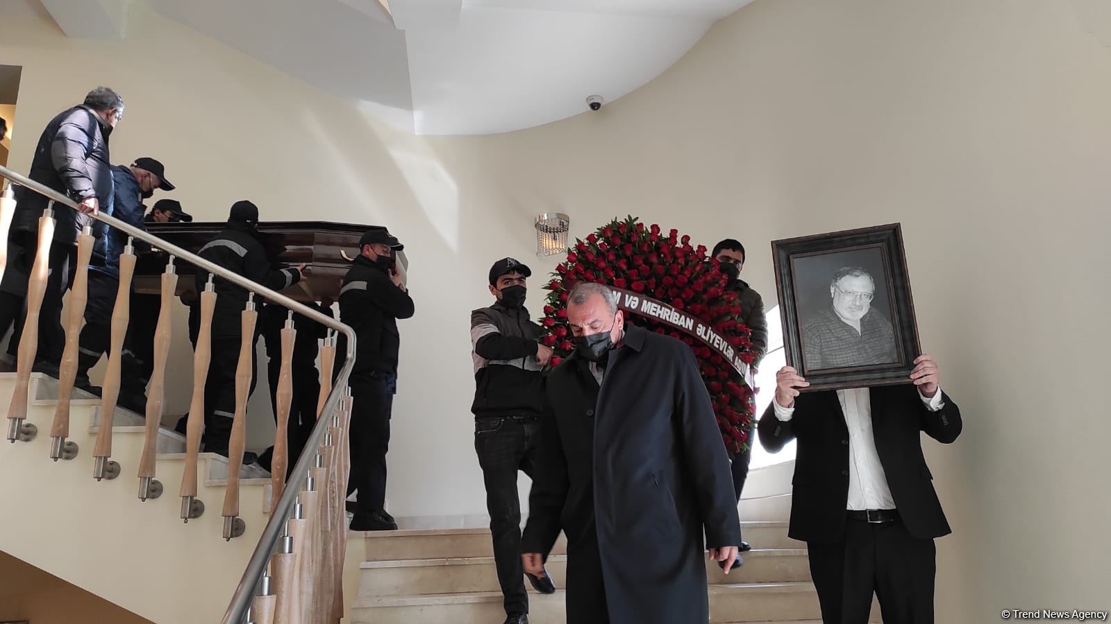Rüstəm İbrahimbəyovla vida mərasimi keçirilib (FOTO/VİDEO)