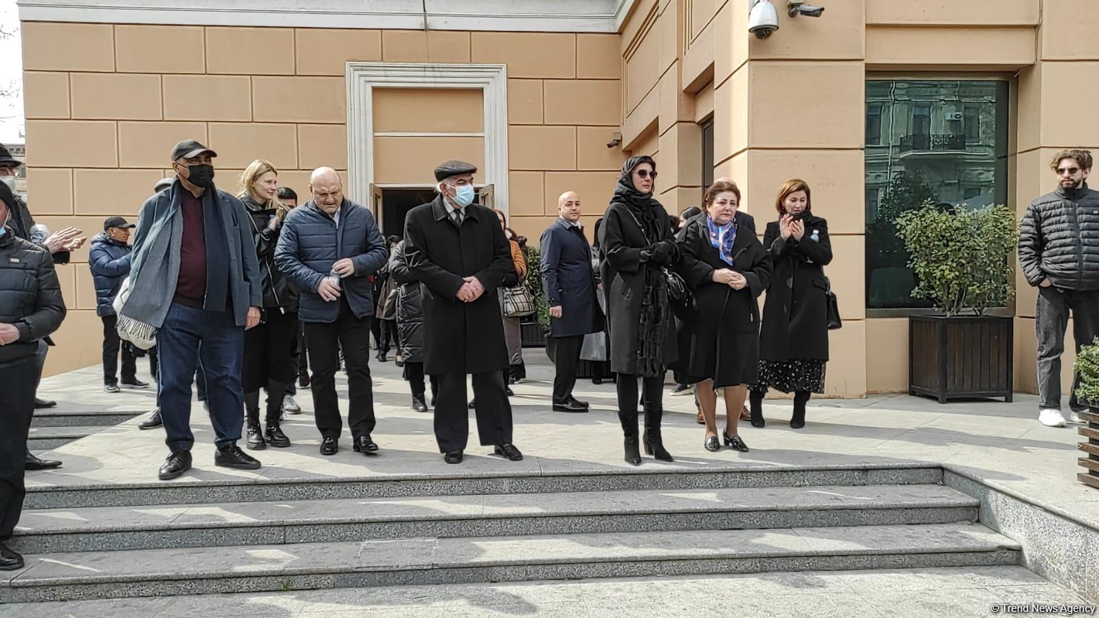 Rüstəm İbrahimbəyovla vida mərasimi keçirilib (FOTO/VİDEO)