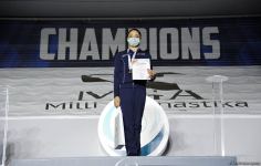 Bədii gimnastika üzrə Azərbaycan çempionatının böyüklər yaş qrupunda qaliblər mükafatlandırılıb (FOTO)