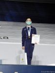 Bədii gimnastika üzrə Azərbaycan çempionatının böyüklər yaş qrupunda qaliblər mükafatlandırılıb (FOTO)