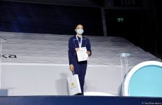 Bədii gimnastika üzrə Azərbaycan çempionatının böyüklər yaş qrupunda qaliblər mükafatlandırılıb (FOTO)