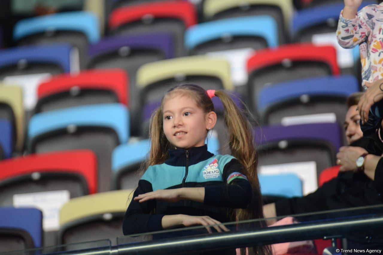 Milli Gimnastika Arenasında bədii gimnastika üzrə Azərbaycan çempionatı davam edir (FOTO)