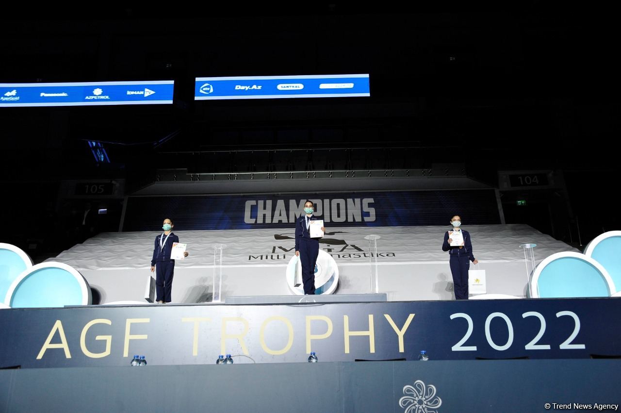 Bədii gimnastika üzrə Azərbaycan çempionatının qalibləri mükafatlandırılıb (FOTO)